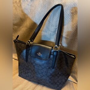 Coach Black Leather logo tote style Bag